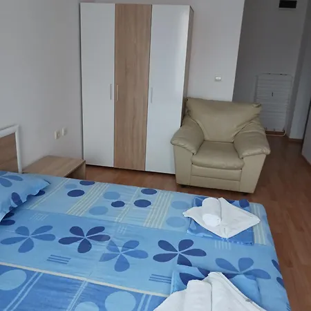 招待所 Vasilevi 内塞伯尔